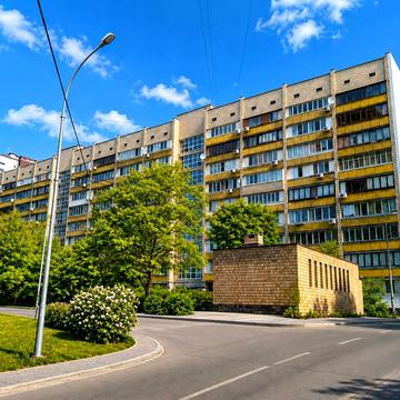 Горлівська вул., 38/40