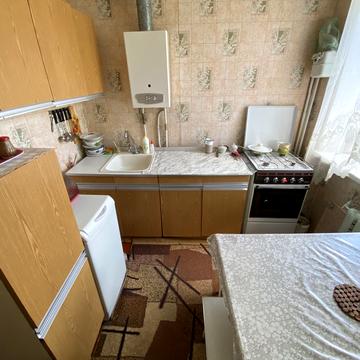 Героя України Дмитра Крамара вул., 14
