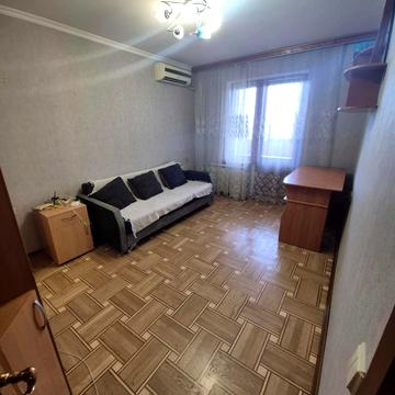 Автозаводська вул., 5