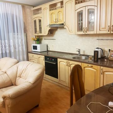 Володимира Івасюка просп. (Героїв Сталінграду), 20-А