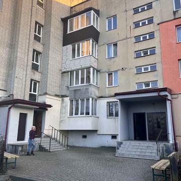 Володимира Івасюка вул., 23