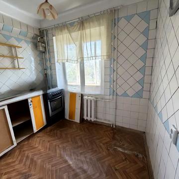 Андрія Головка вул., 31
