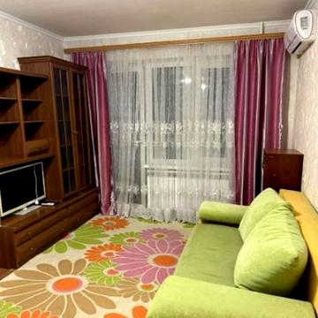Кримська вул., 56