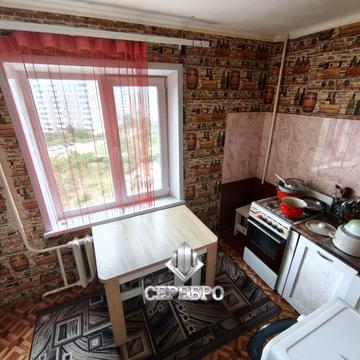 Автозаводська вул., 42
