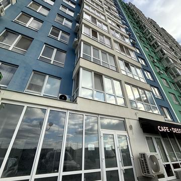 Перлинна вул., 3а/1
