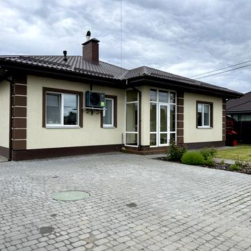 Липова, 37