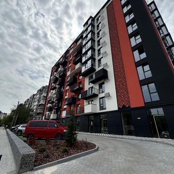 Степана Бандери вул., (Будинок 1)