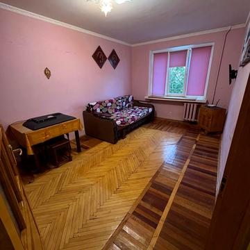 Широка вул., 100