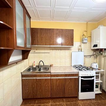Паркова вул., 18