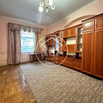 Тараса Бобанича "Хаммера" вул., 14