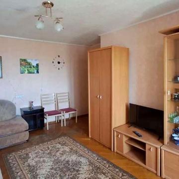 Автозаводська вул., 11