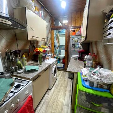 Колонтаївська вул., 32