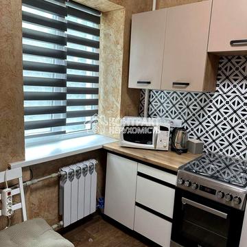 Академіка Проскури вул., 6