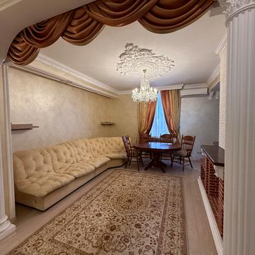 Перша Ливарна вул. (Червоногвардійська), 38