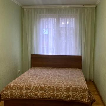 Олексія Вадатурського вул. (Маршала Малиновського), 11