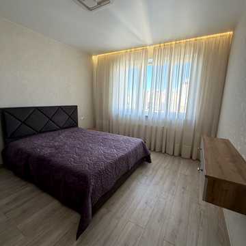 Андрія Аболмасова вул. (Панельна), 7