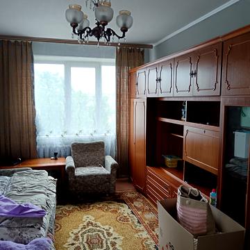 Гоголівська вул., 15
