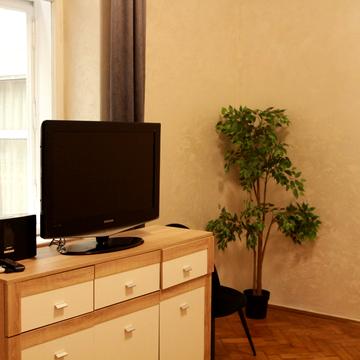 Миколая Коперника вул., 12