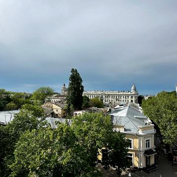 Дерибасівська вул., 11