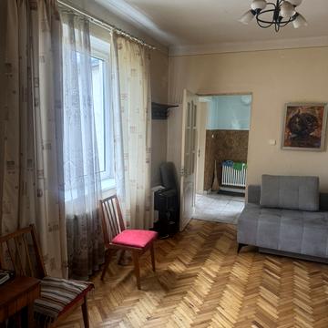 Костянтини Малицької вул., 14