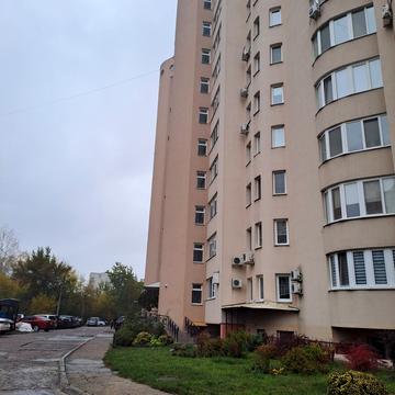 Харківська вул., 3/1