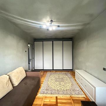 Кулика і Гудачека вул. (Макарова), 8