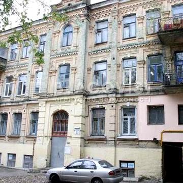 Дмитрівська вул., 23-Б