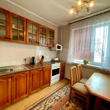 Бориса Гмирі вул., 9-А