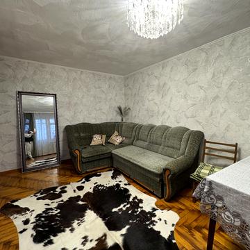 Запорізького Козацтва вул., 15