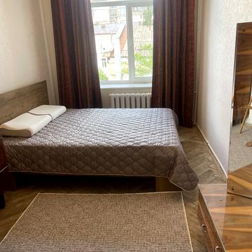 Антоновича вул. (Горького), 59