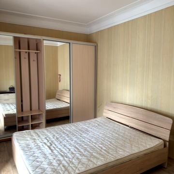 Пріорська вул. (Полупанова), 9