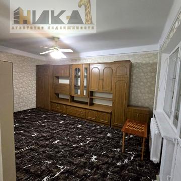 Лахтинська вул., 2/6