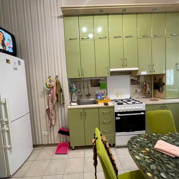 Титаренківський пров., 10а