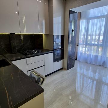 Олександра Довженка вул., 57