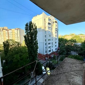 Композитора Ніщинського вул., 38