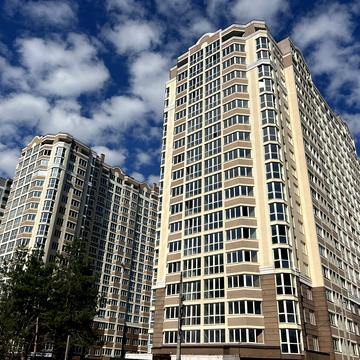 Університетська вул., 2-З