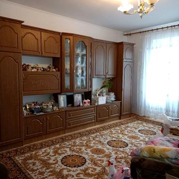Євгена Коновальця вул., 146