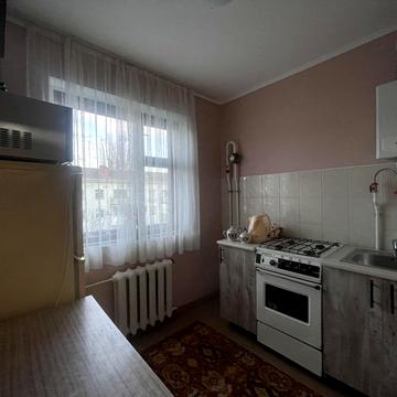 Покровська вул., 15