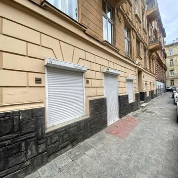 Леся Мартовича вул., 7