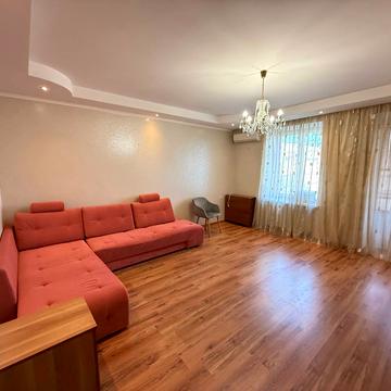 Соборності вул. (Жовтнева), 50