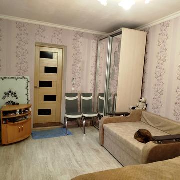 Гоголівська вул., 100