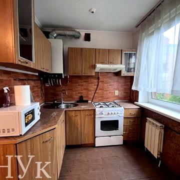 2-й Володимира Великого пров., 6