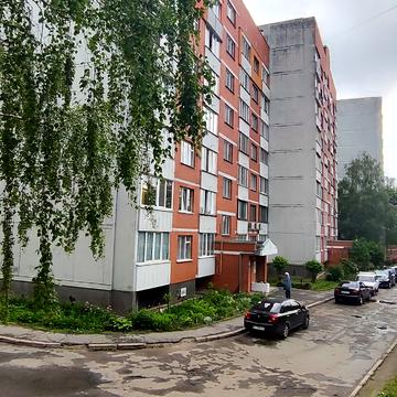 Народної Волі вул., 8