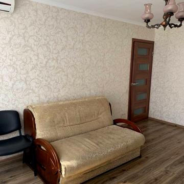 Героїв Крут вул. (Валентини Терешкової), 49