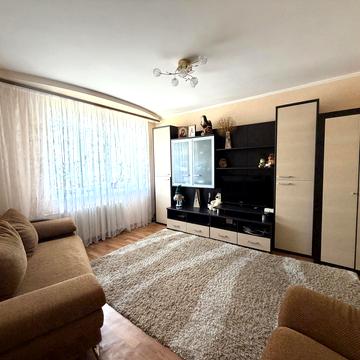 Чорновола вул., 51