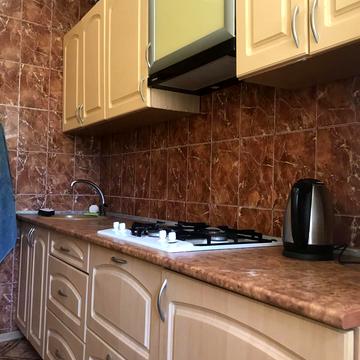 Стадіонна вул., 8-А