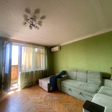 Павла Петриченка вул., 75