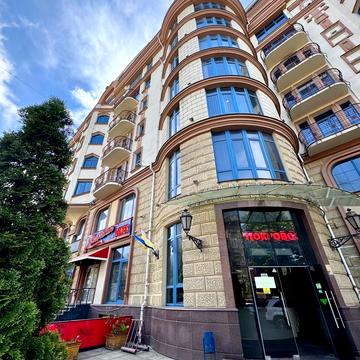 Святослава Караванського вул. (Жуковського), 33