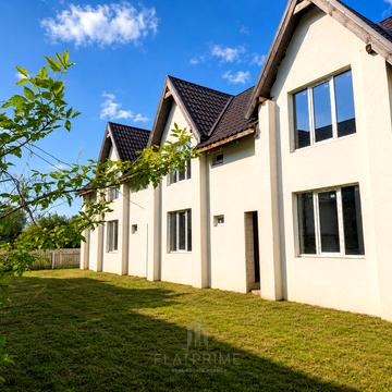 Святопетровського вул. (Петровського), 4