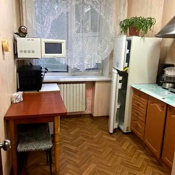 Авіаційна вул., 7